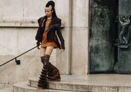 FKA Twigs Tampil Futuristik di Paris Fashion Week 2025