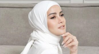 Pesona Anggun Olla Ramlan dalam Gamis Putih, Tampil Penuh Daya Tarik