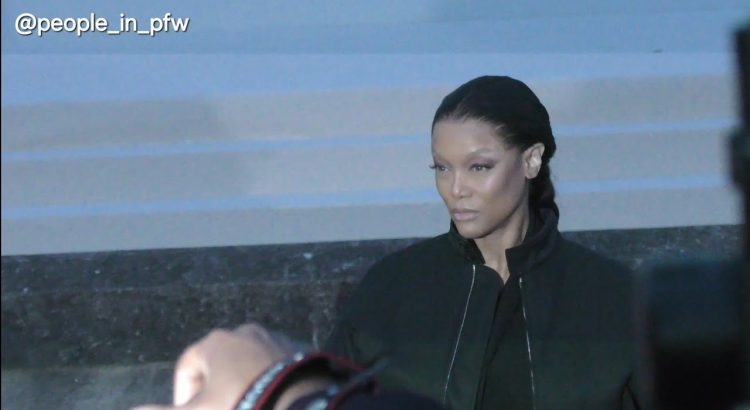 Transformasi Tyra Banks di Show Balenciaga