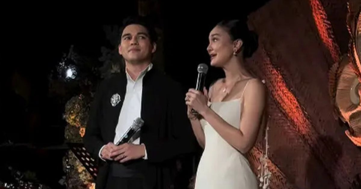 Luna Maya Tampil Mewah di Resepsi Kedua