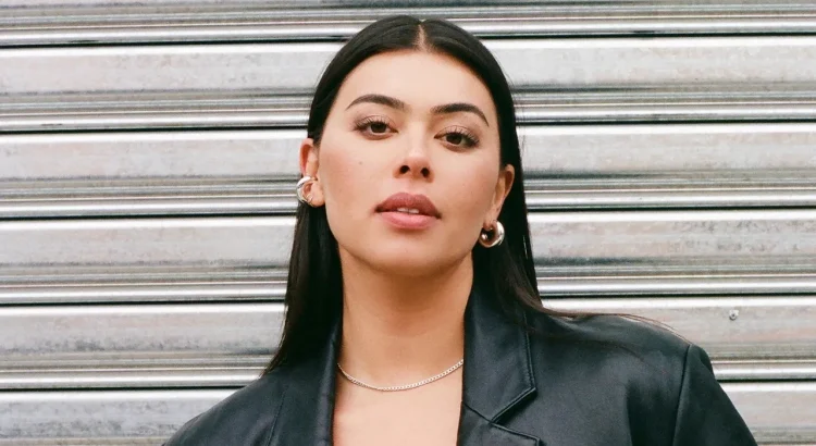 Momen Besar Lauren Chan di Dunia Fashion