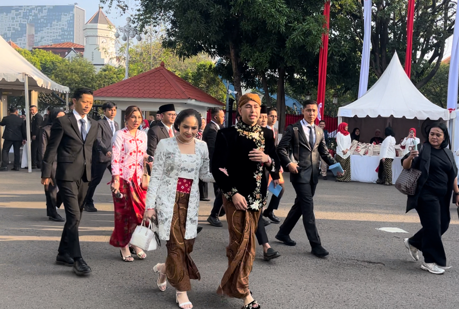Baju Adat