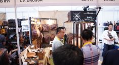 Pameran Fashion Kulit