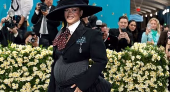 WOW! Rihanna Buktikan Ibu Hamil Bisa Super Stylish dengan Gaun Marshmallow Rp40 Juta Ini!